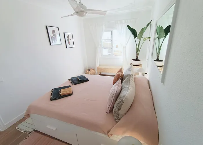 Topfloor Corner Panoramics Views & Pools Appartement