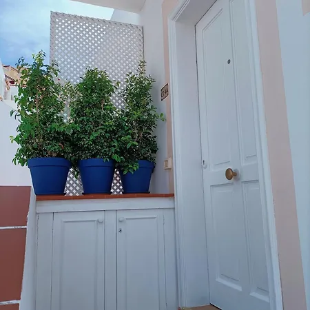 Topfloor Corner Panoramics Views & Pools *