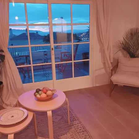 Topfloor Corner Panoramics Views & Pools Appartamento *