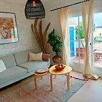 Topfloor Corner Panoramics Views & Pools * Адехе