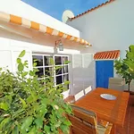 Topfloor Corner Panoramics Views & Pools *